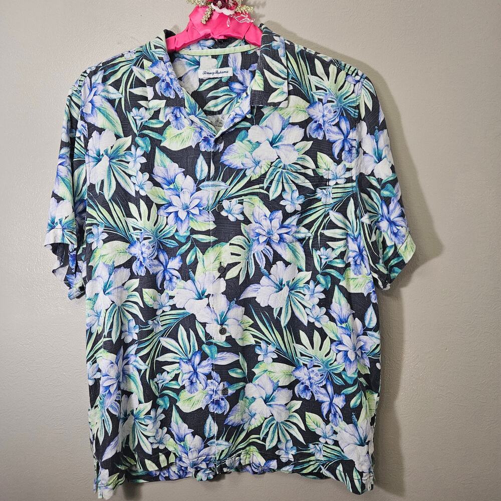 Tommy Bahama Men's XL 100% Silk Floral Hawaiian Aloha Button Up Shirt ResortWear